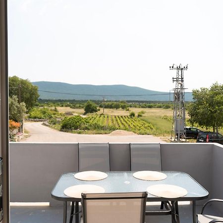 Pave&Ema Apartman Konjevrate Экстерьер фото