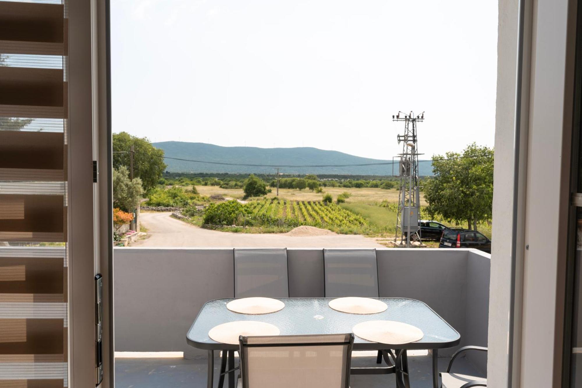 Pave&Ema Apartman Konjevrate Экстерьер фото